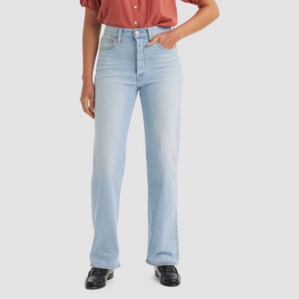 Levi's Women's Ribcage Straight Light Wash Denim Jeans Button Fly, Size 28x32